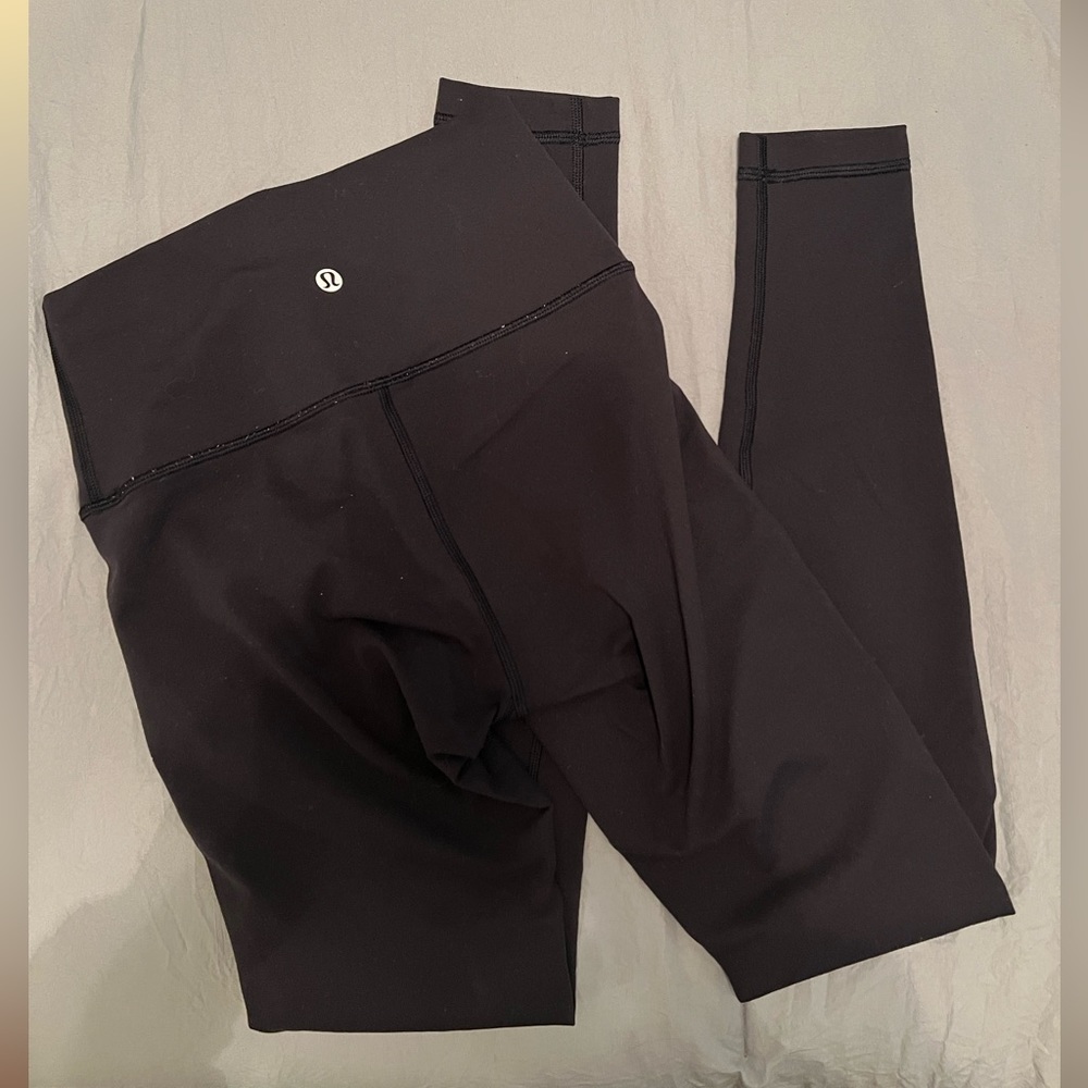 Lululemon Wunder Under Train